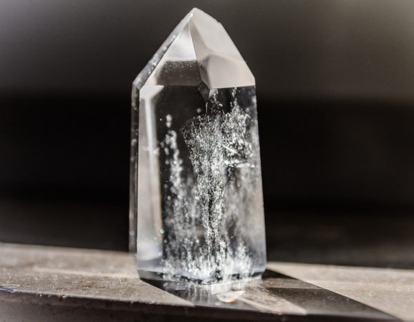水晶（クリスタル）の意味・効果・浄化方法を解説！パワーストーン